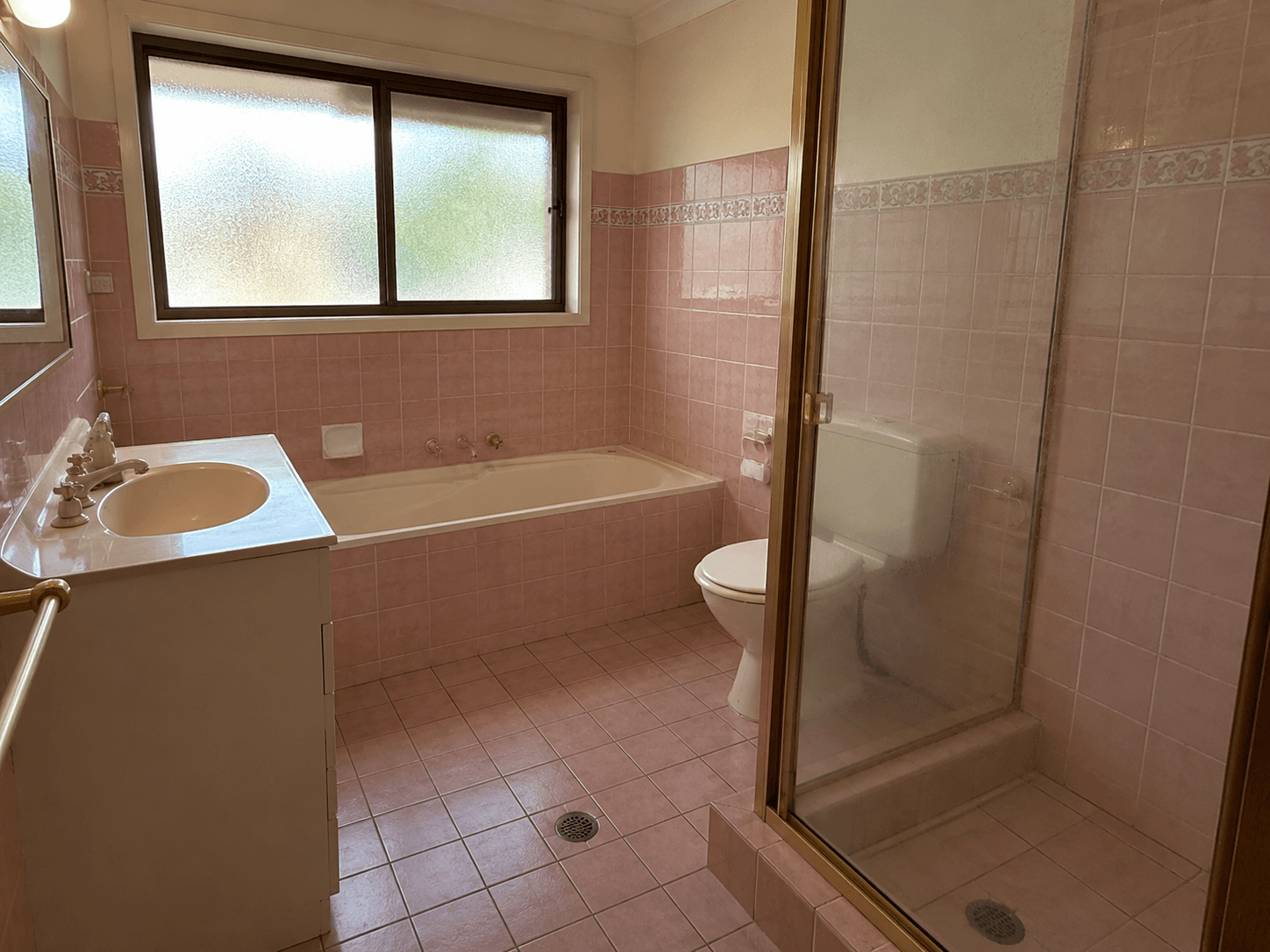 A main bathroom, before